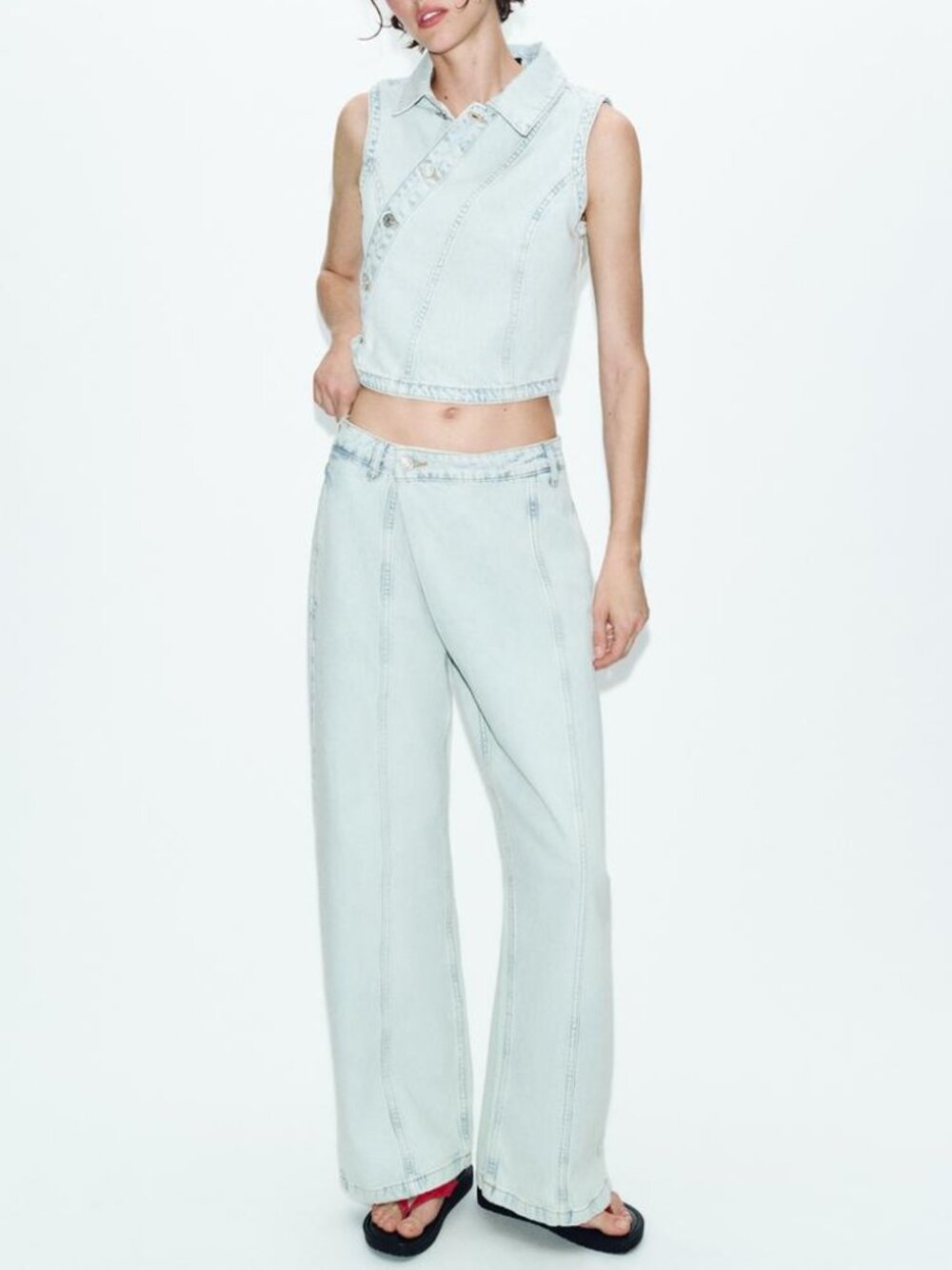BNWT ZARA WOMAN Z1975 LOW-RISE CROSSED JEANS LIGHT BLUE SIZE 27 US 4